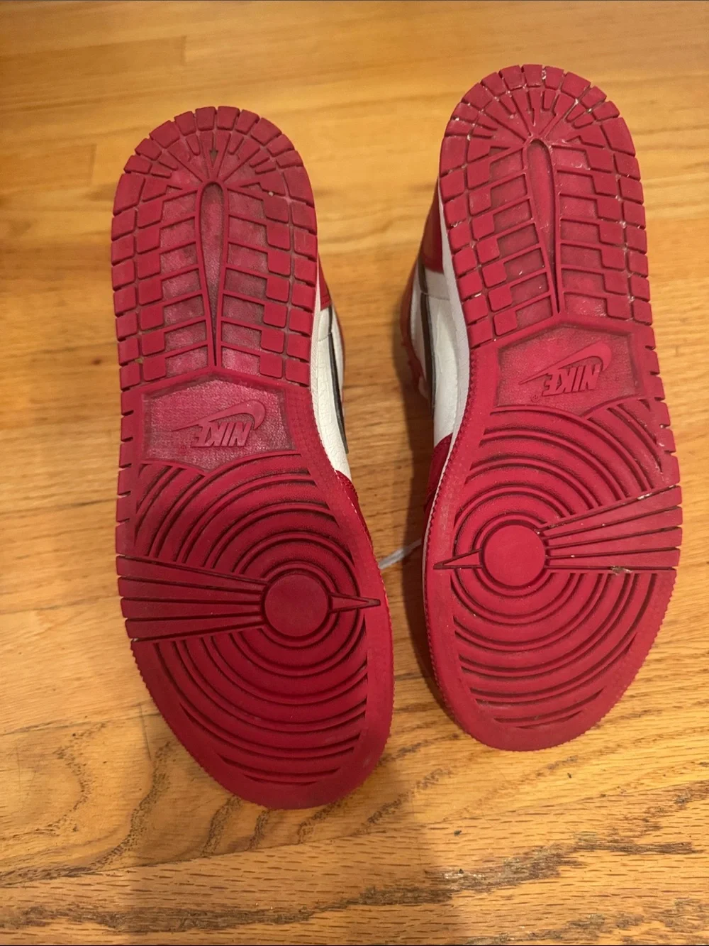 Air Jordan 1 retro OG Chicago’s 6Y